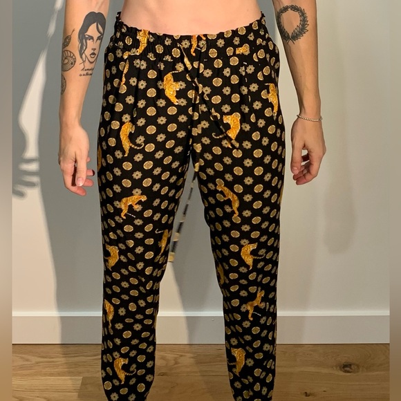 Zara Tiger print pants - Medium - Picture 1 of 3